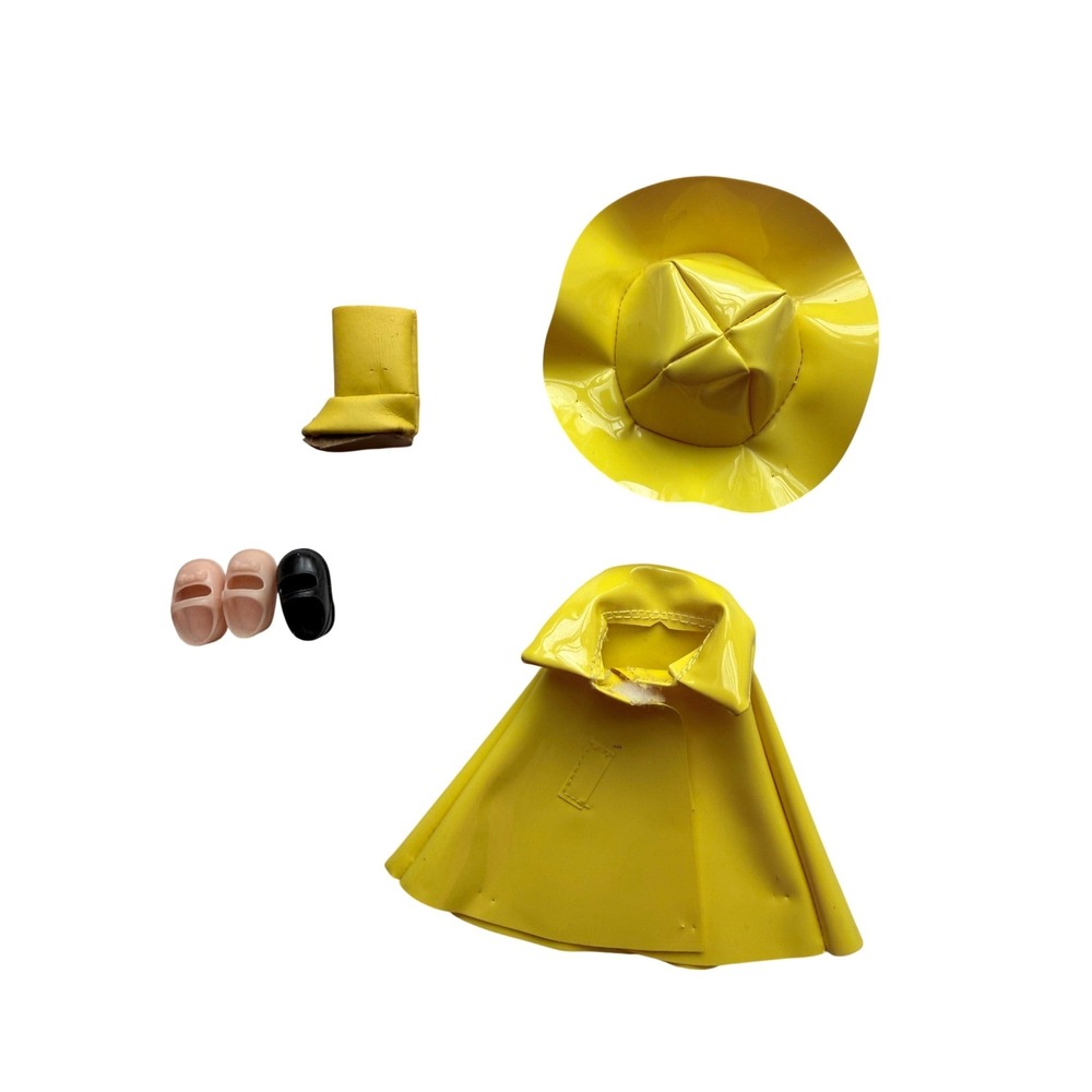 VTG Vogue Dolls Rain Gear Outfit Yellow Slicker Hat Boots Shoes Fits 8" Doll
